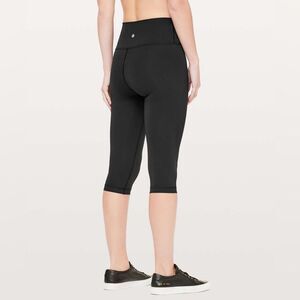 Lululemon Wunder Under Hi-Rise 1/2 Tight *Full-On Luxtreme 17" sz 2